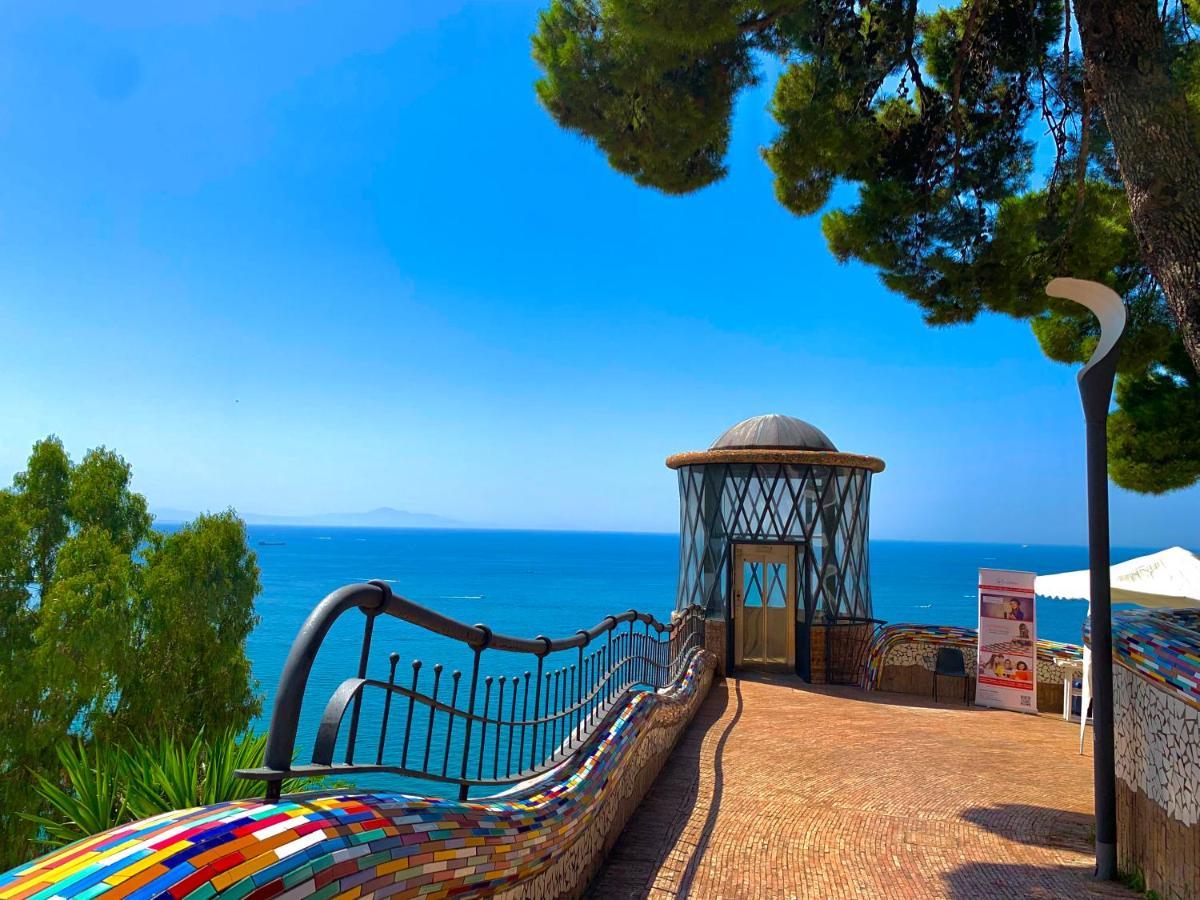 La Finestra Sul Duomo, Amalfi Coast Apartman Vietri Kültér fotó