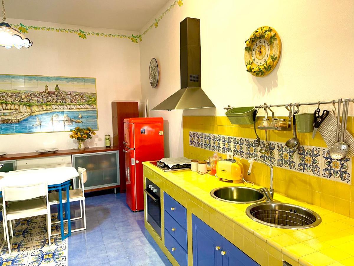La Finestra Sul Duomo, Amalfi Coast Apartman Vietri Kültér fotó